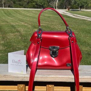 Beijo Classic Glossy Candy Apple Purse Buckle Close Zipper Pocket 7" x 8"